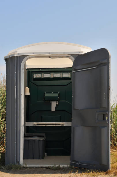 Best Portable restroom trailer rental  in Lyndon, KY