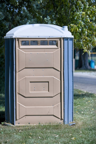 Best Porta potty rental near me  in Lyndon, KY